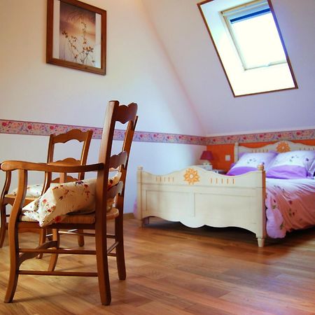 Le Clos Des Tilleuls D Day Home, Chambres D'Hotes, Suite Avec Sauna Privatif, Suite Avec Balneotherapie Privative, En Supplement Option Spa Bain A Remous La Vendelée Eksteriør billede