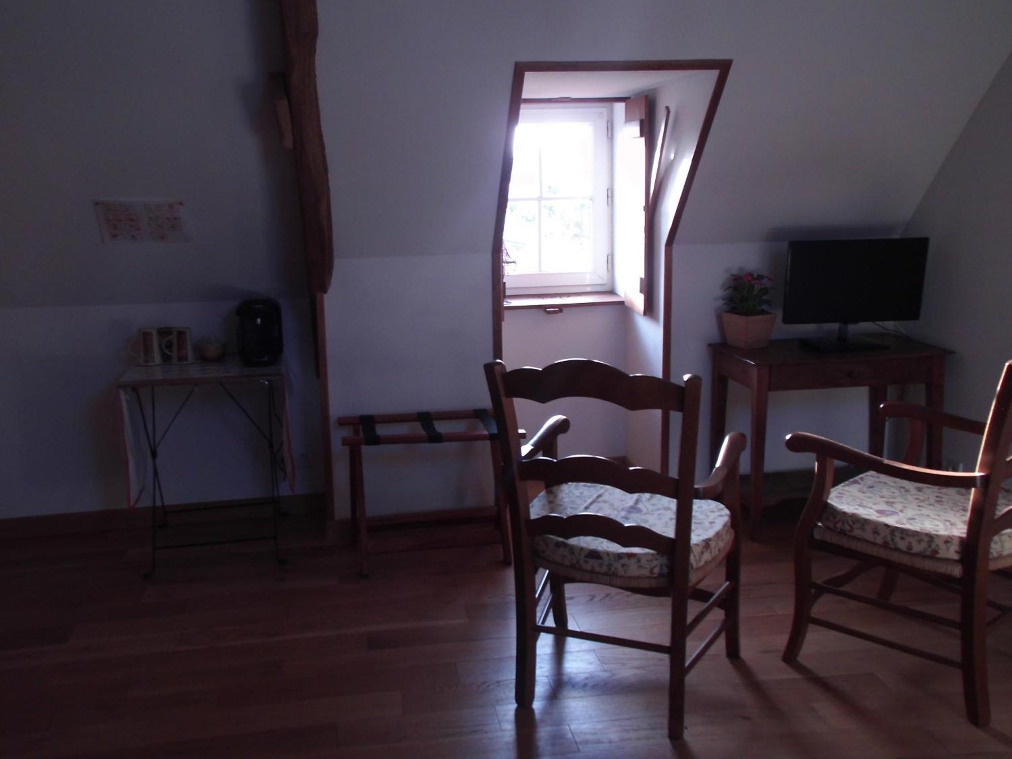 Le Clos Des Tilleuls D Day Home, Chambres D'Hotes, Suite Avec Sauna Privatif, Suite Avec Balneotherapie Privative, En Supplement Option Spa Bain A Remous La Vendelée Værelse billede