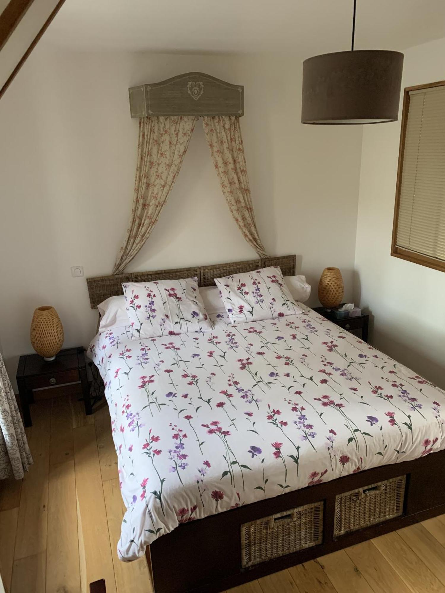 Le Clos Des Tilleuls D Day Home, Chambres D'Hotes, Suite Avec Sauna Privatif, Suite Avec Balneotherapie Privative, En Supplement Option Spa Bain A Remous La Vendelée Eksteriør billede