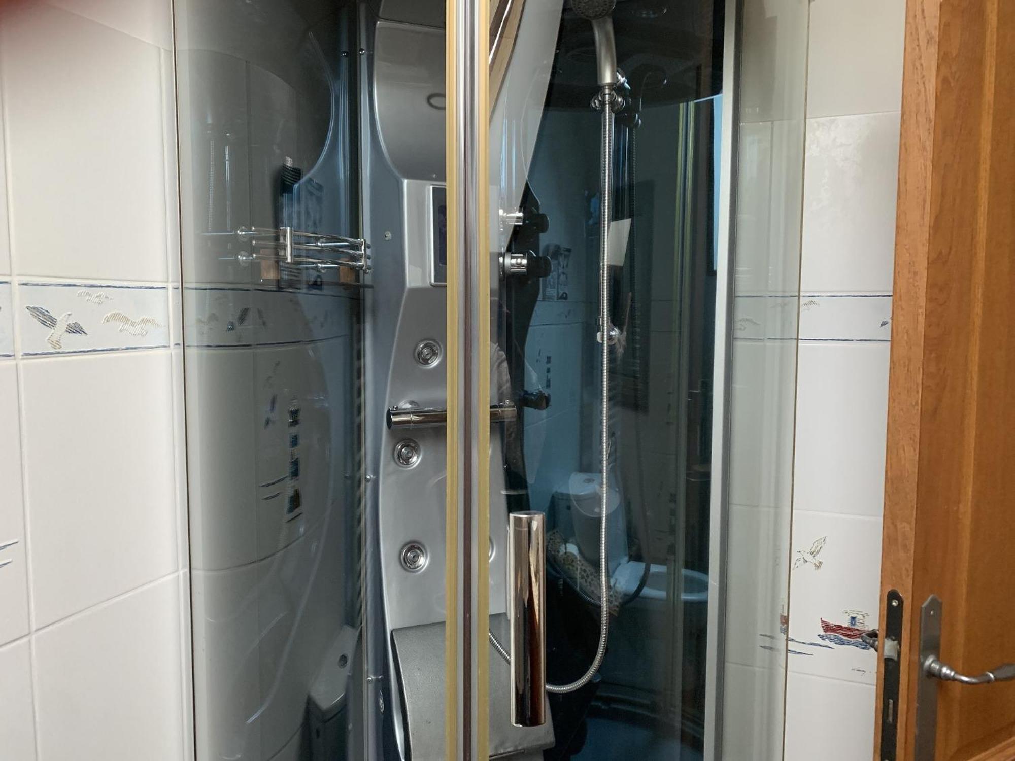 Le Clos Des Tilleuls D Day Home, Chambres D'Hotes, Suite Avec Sauna Privatif, Suite Avec Balneotherapie Privative, En Supplement Option Spa Bain A Remous La Vendelée Værelse billede