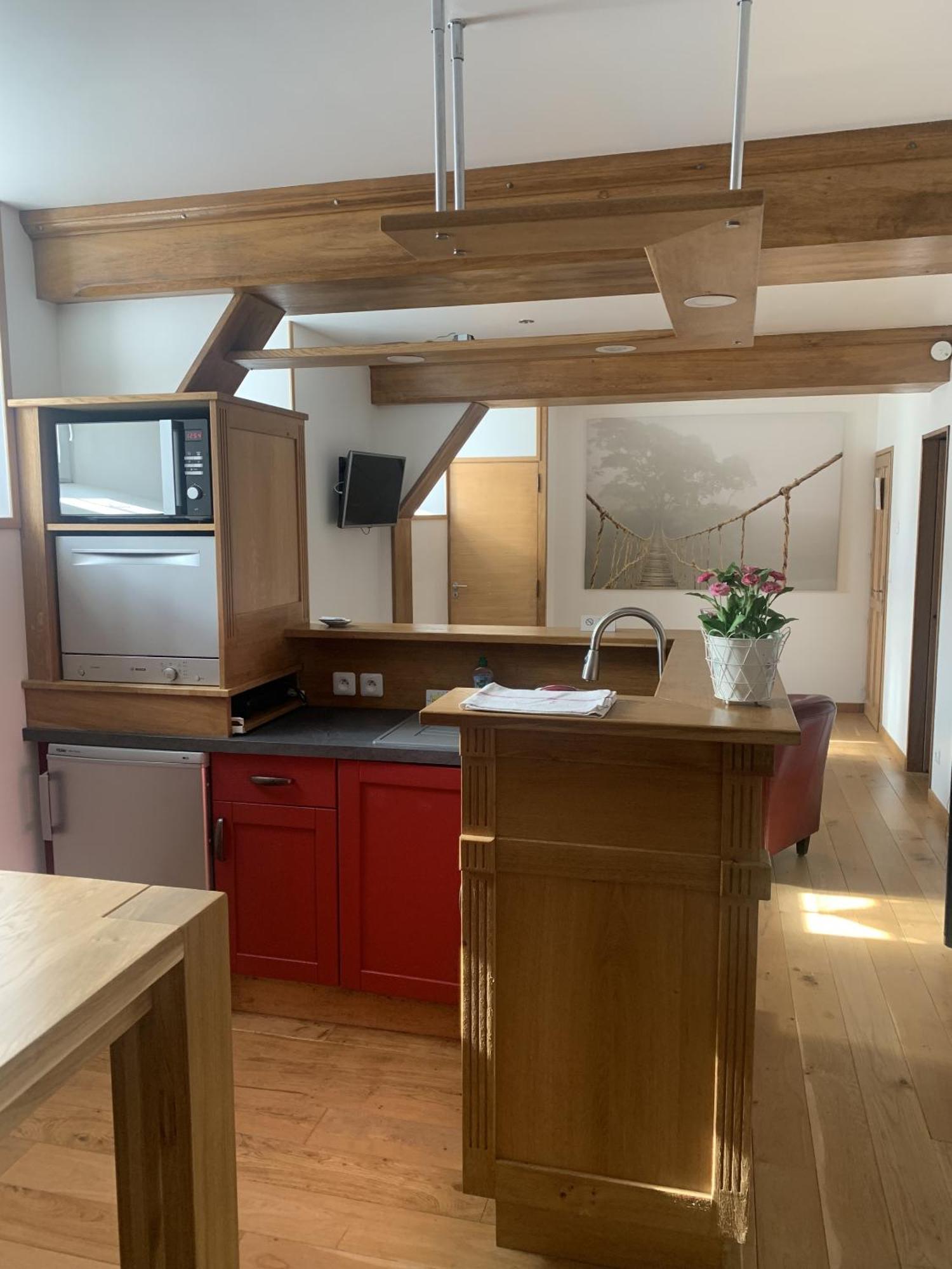 Le Clos Des Tilleuls D Day Home, Chambres D'Hotes, Suite Avec Sauna Privatif, Suite Avec Balneotherapie Privative, En Supplement Option Spa Bain A Remous La Vendelée Eksteriør billede